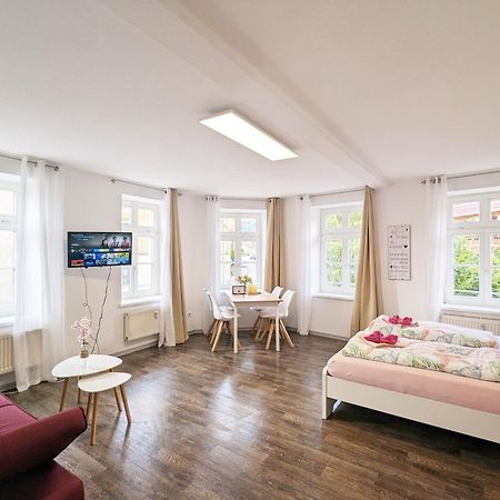 F2 - Urlaubsmagie Sauna, Whirlpool, Pool & Garten Sebnitz Eksteriør bilde